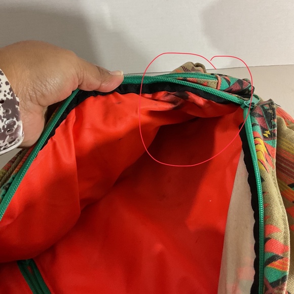 Kavu Rope Sling Crossbody Bag Southwest Aztec Print - Picture 5 of 11